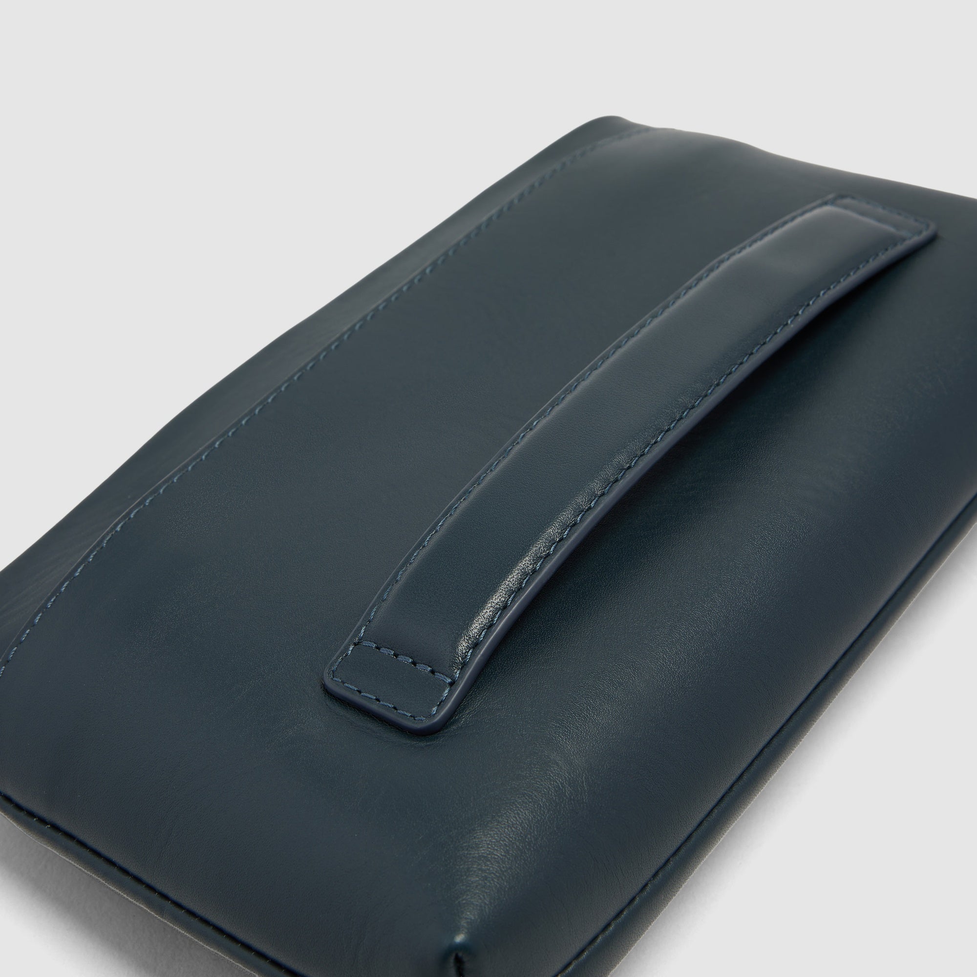 Piquadro Modus Pochette Herren Leder Schwarz 2 Fächer