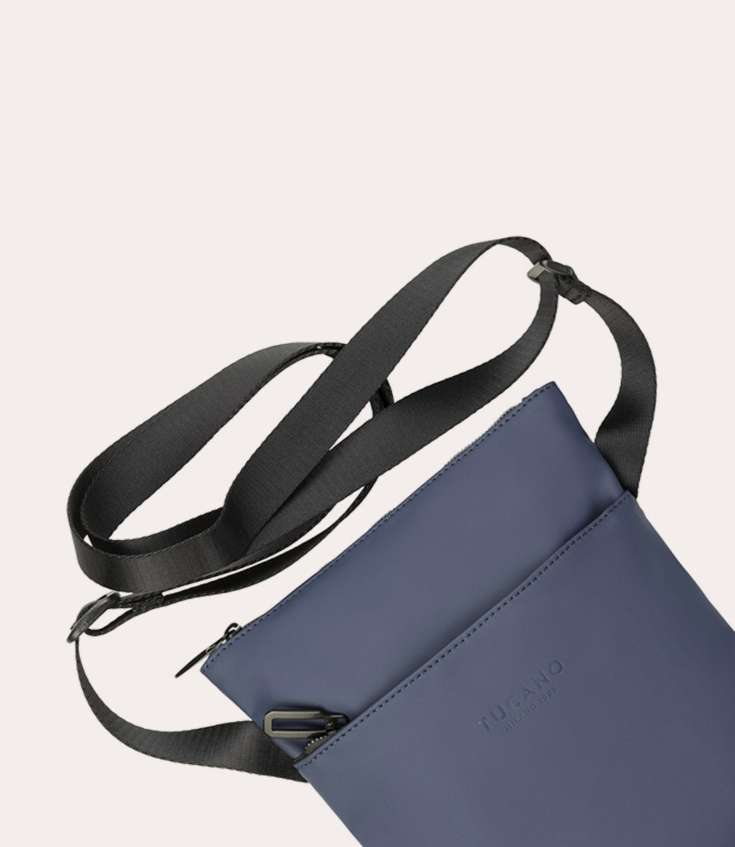 Tucano Gommo Shoulder Bag Umhängetasche Blau gummiert