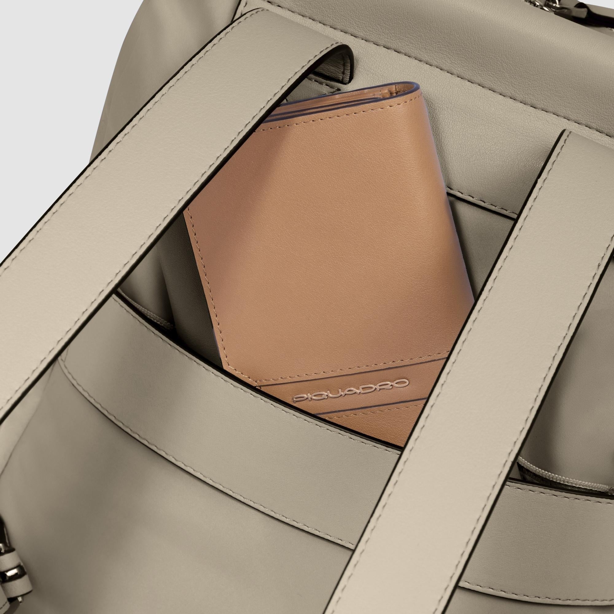 Piquadro Lyra Rucksack Damen schwarz iPad Recycling