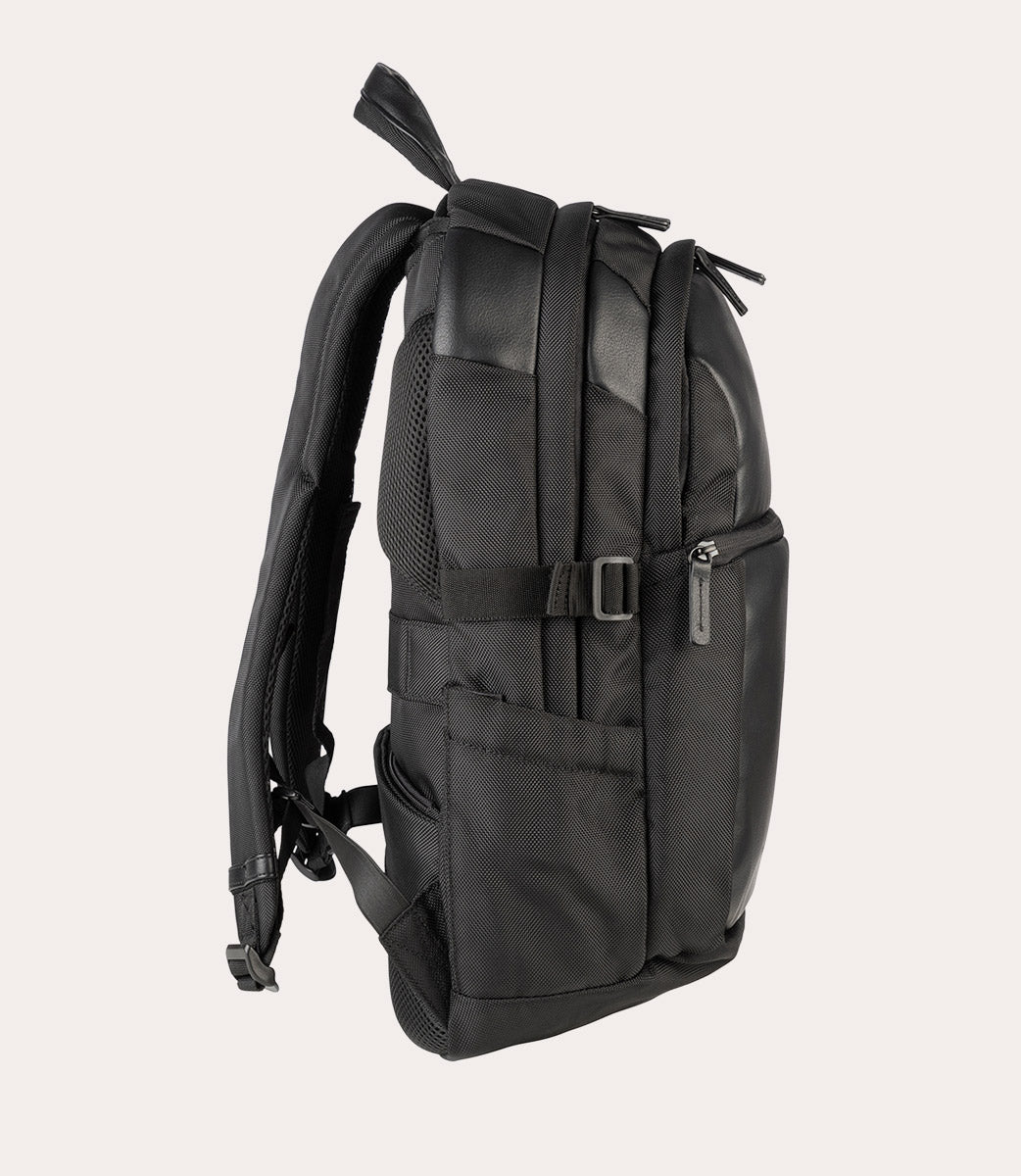 Tucano Bravo Gravity 15,6 Zoll Rucksack Schwarz AGS