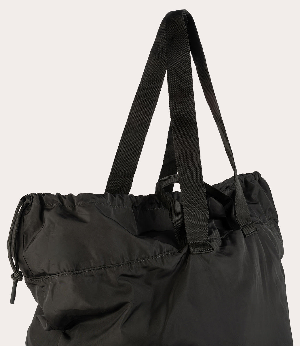 Tucano Sporta Shopper Schwarz faltbar Recycling Kordelzug