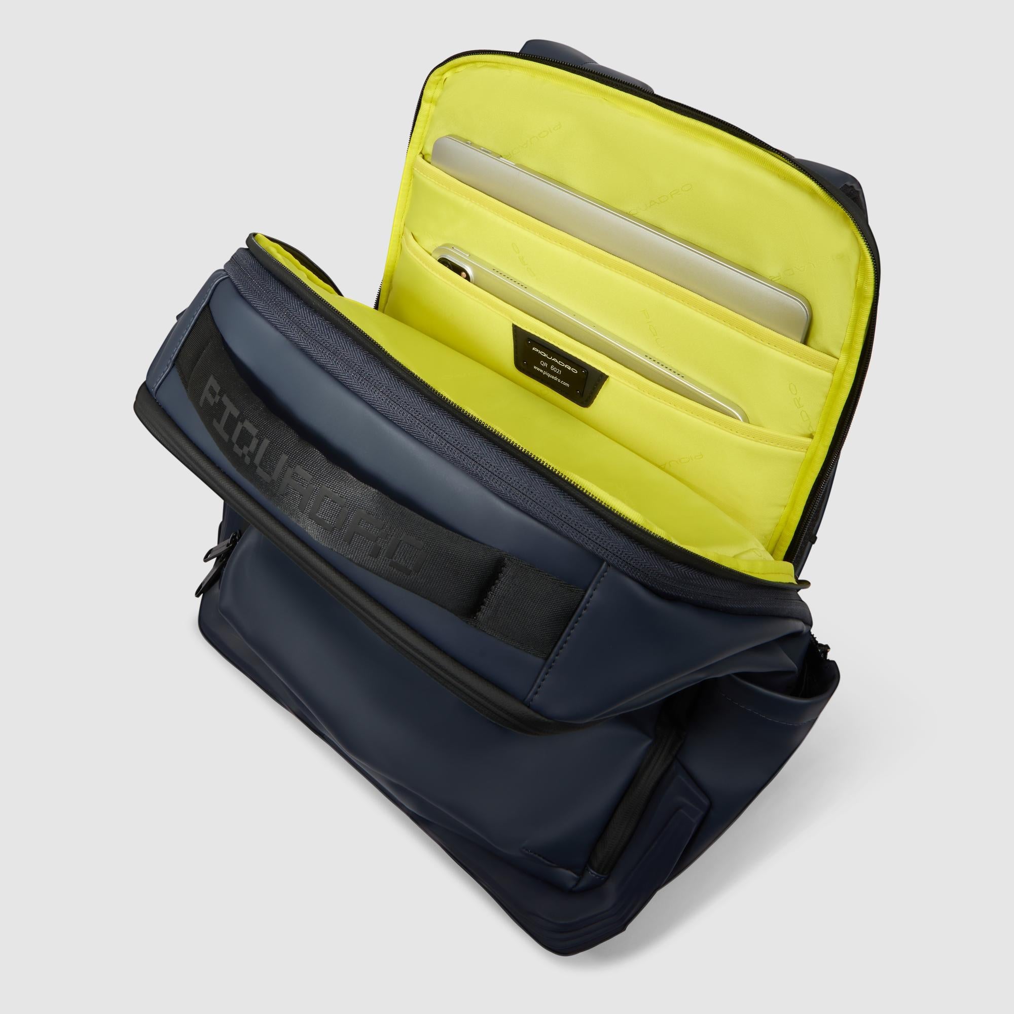 Piquadro Corner 2.0 Reiserucksack Laptop wasserfest Blau