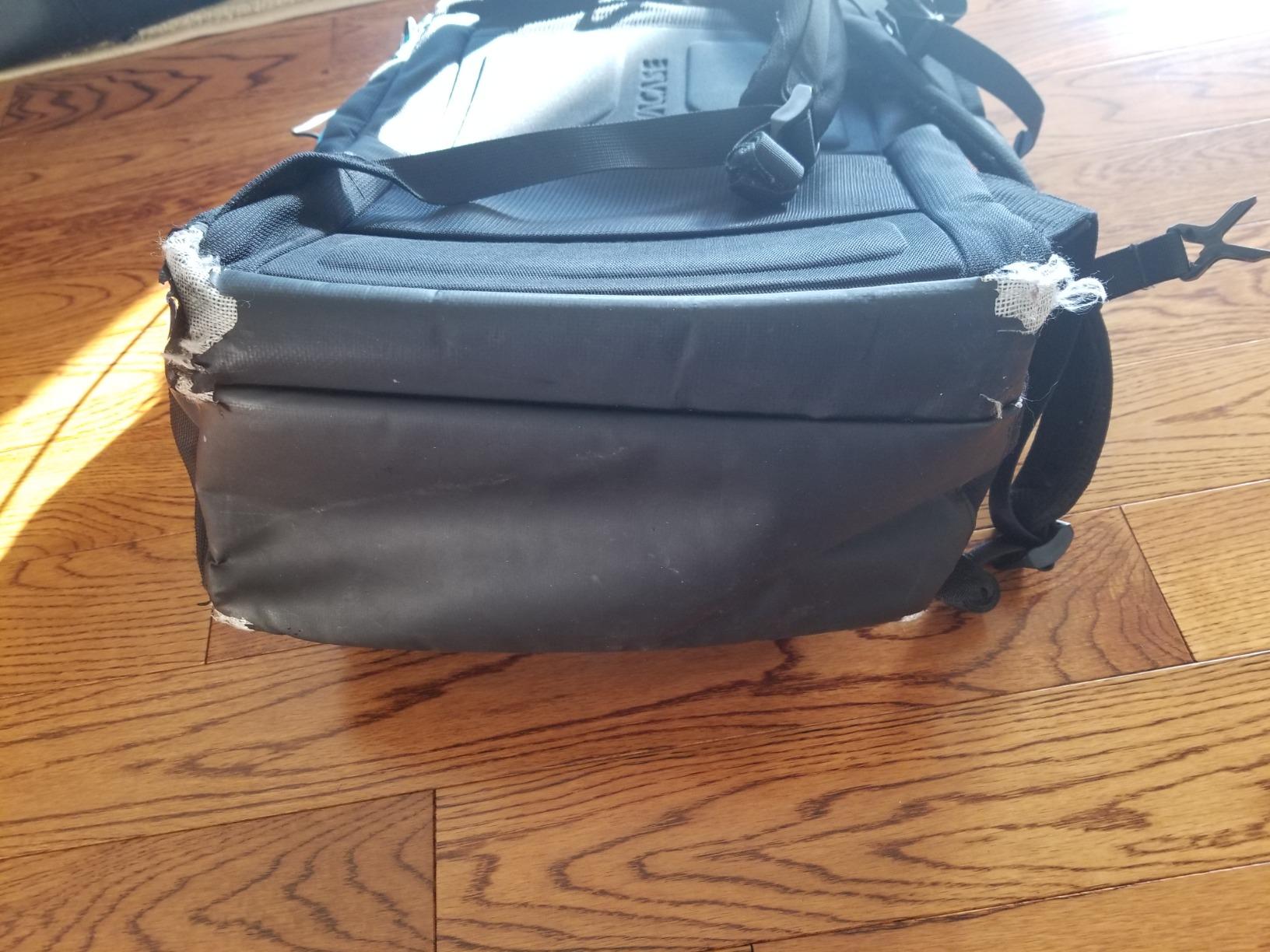 Rivacase Green Mantis Laptoprucksack 17,3 Zoll Gamer