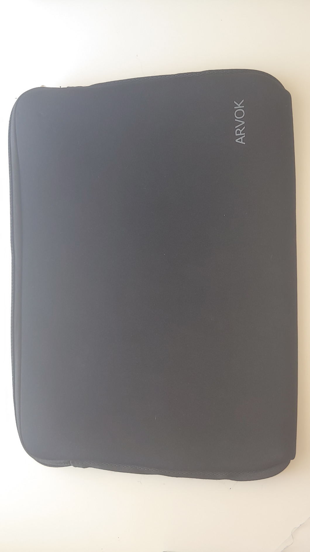 Arvok Basic Laptop Sleeve 17 Zoll Neopren Schwarz wasserdicht