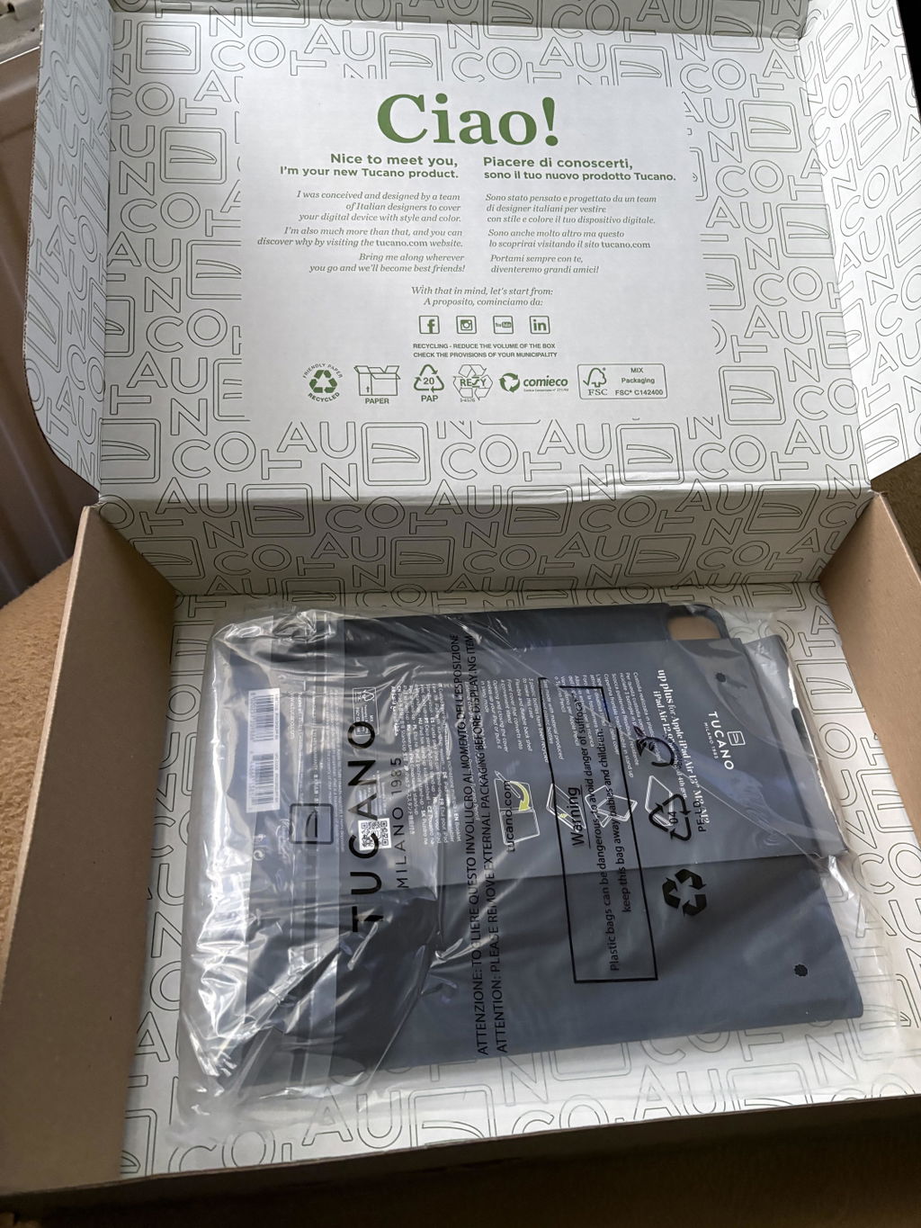 Tucano Up Plus iPad Hülle 13 Zoll schwarz Ständer