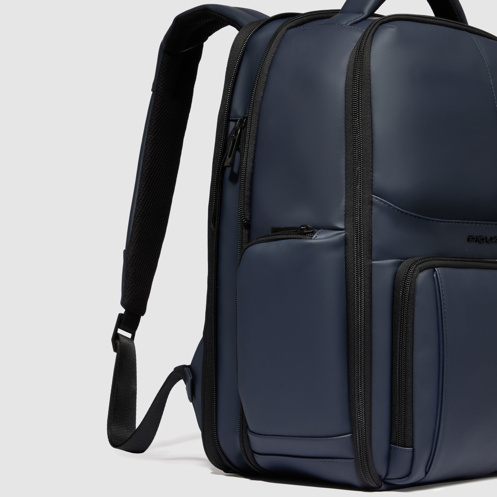 Piquadro Corner 2.0 Laptop Rucksack wasserfest Schwarz