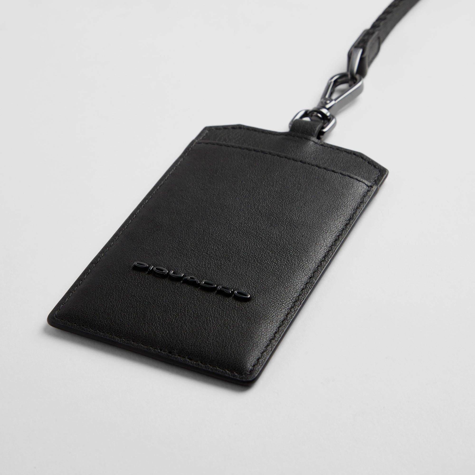 Piquadro Blue Square Ausweishalter Leder schwarz Karabiner
