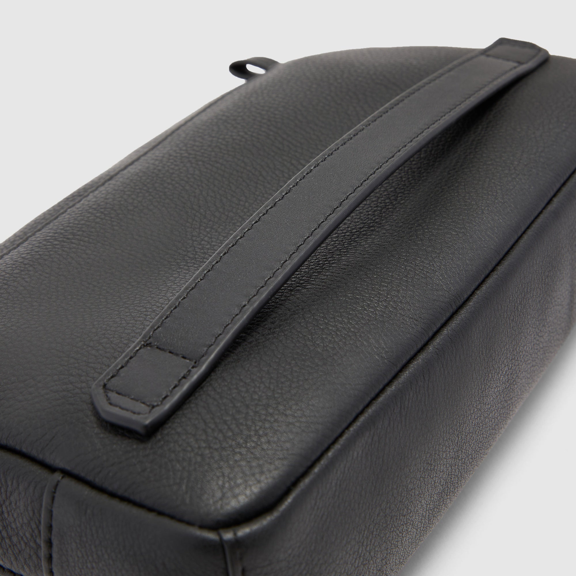 Piquadro Urban Pochette Herren Leder abnehmbarer Riemen