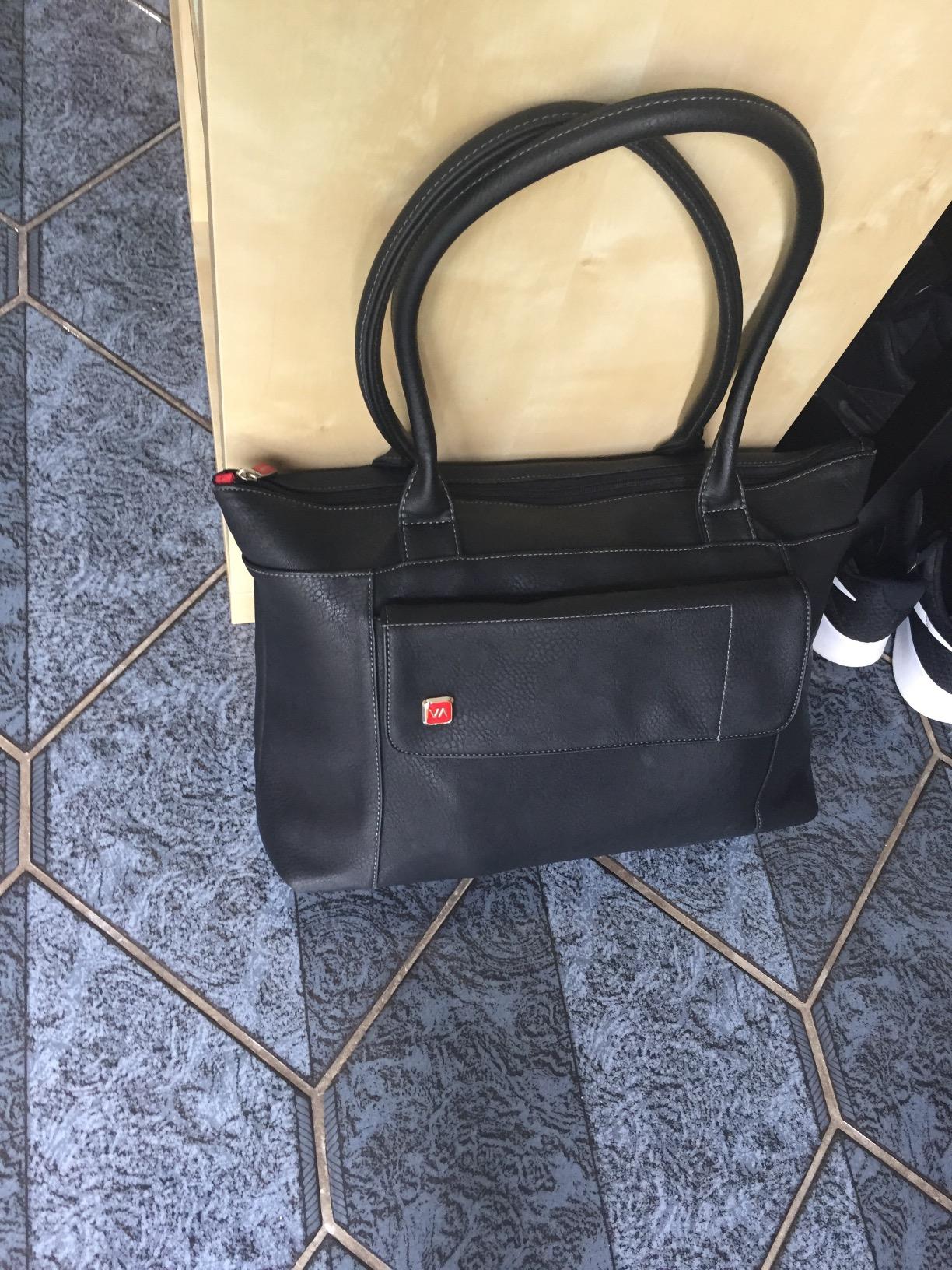 RIVACASE Orly 8940 Laptoptasche 16 Zoll Kunstleder Schwarz