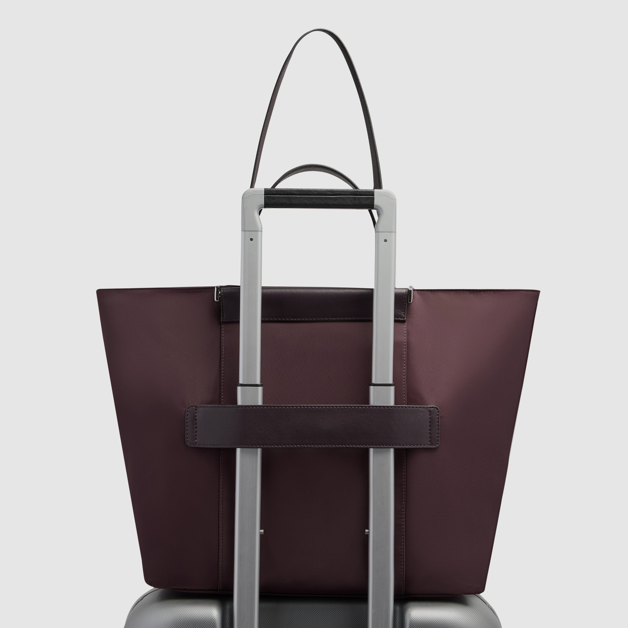 Piquadro Patricia Shopper Laptoptasche 14 Zoll Schwarz recycelt