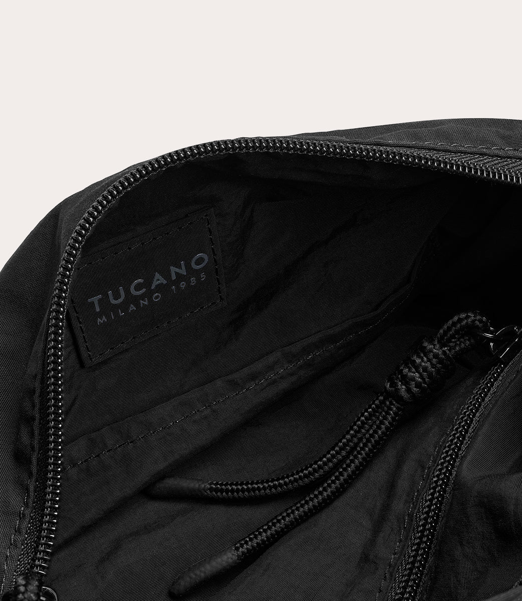 Tucano Laptop Bags Agile Crossbody Small Umhängetasche Schwarz Nylon