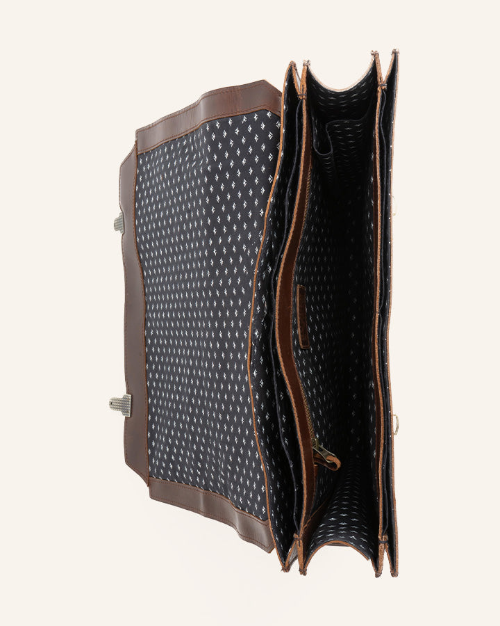Buckle & Seam Notes Aktentasche Leder 16 Zoll mit Trolley-Riemen Blau