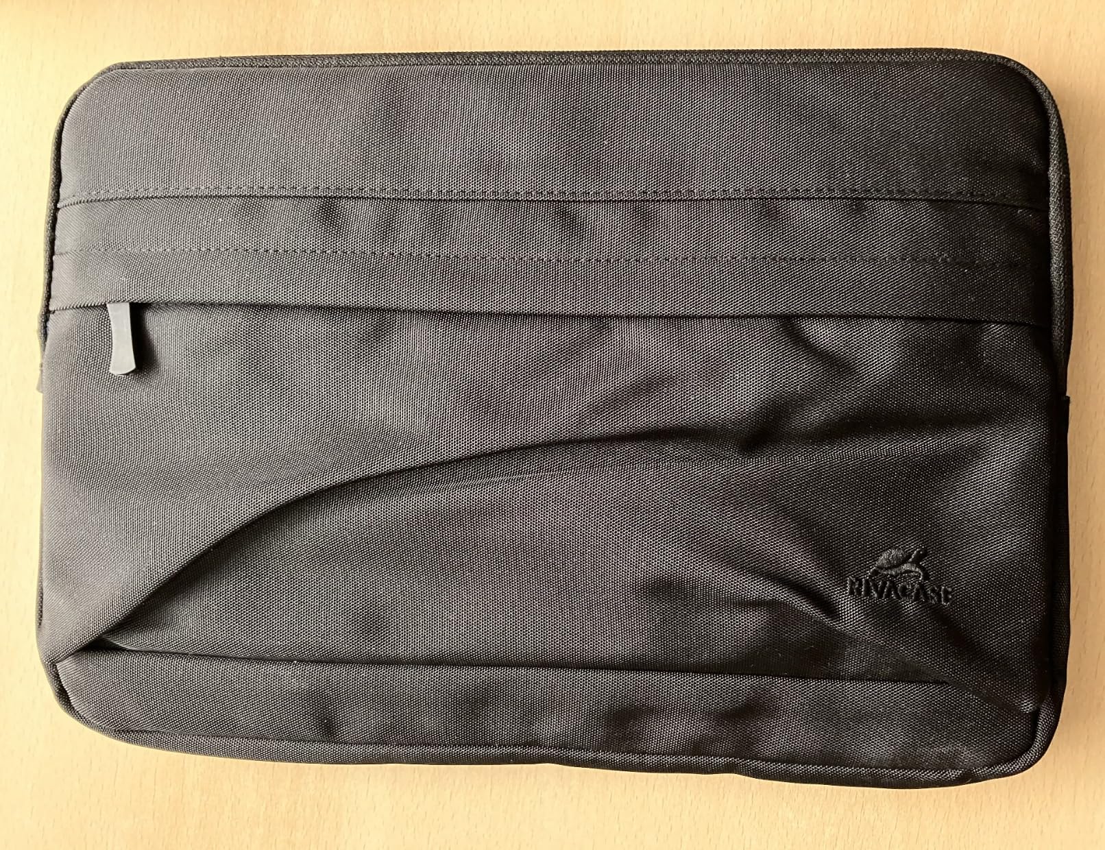 RIVACASE Antishock Laptoptasche 14 Zoll Schwarz