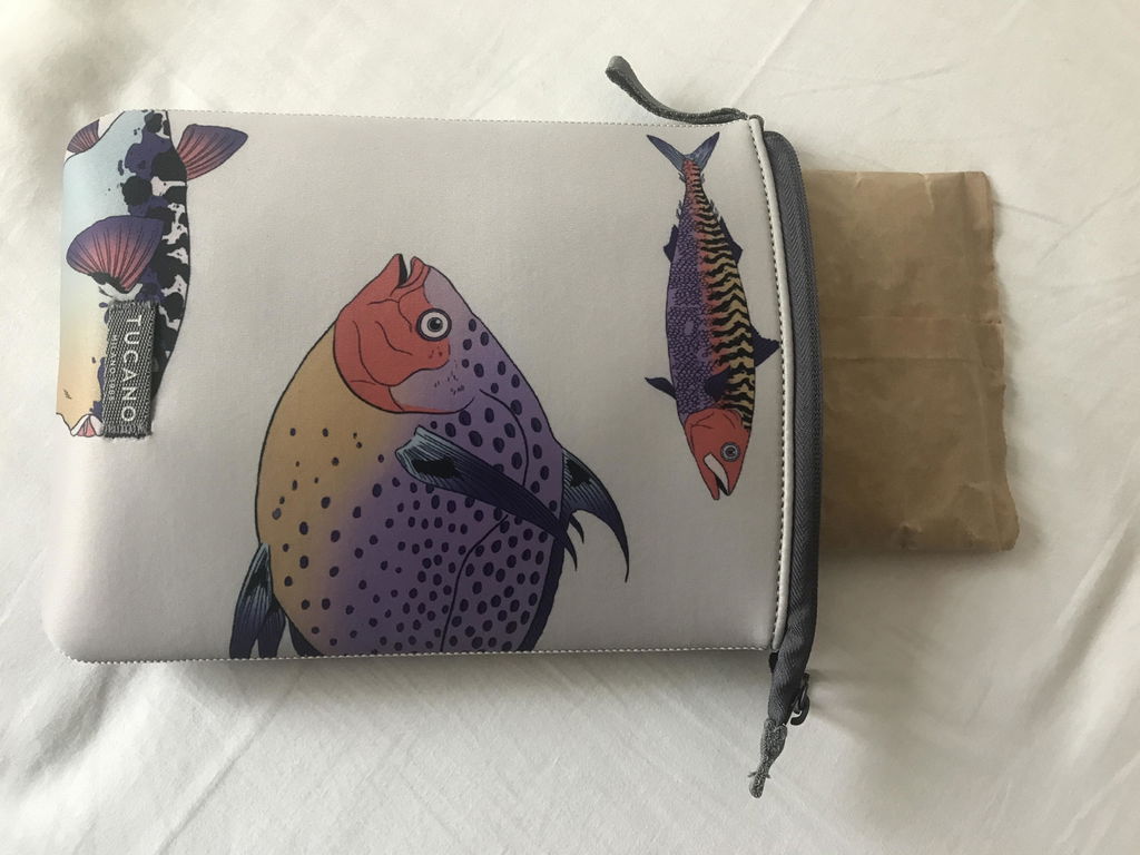 Tucano Schizzo Buchhülle Neopren Hellblau elastisch