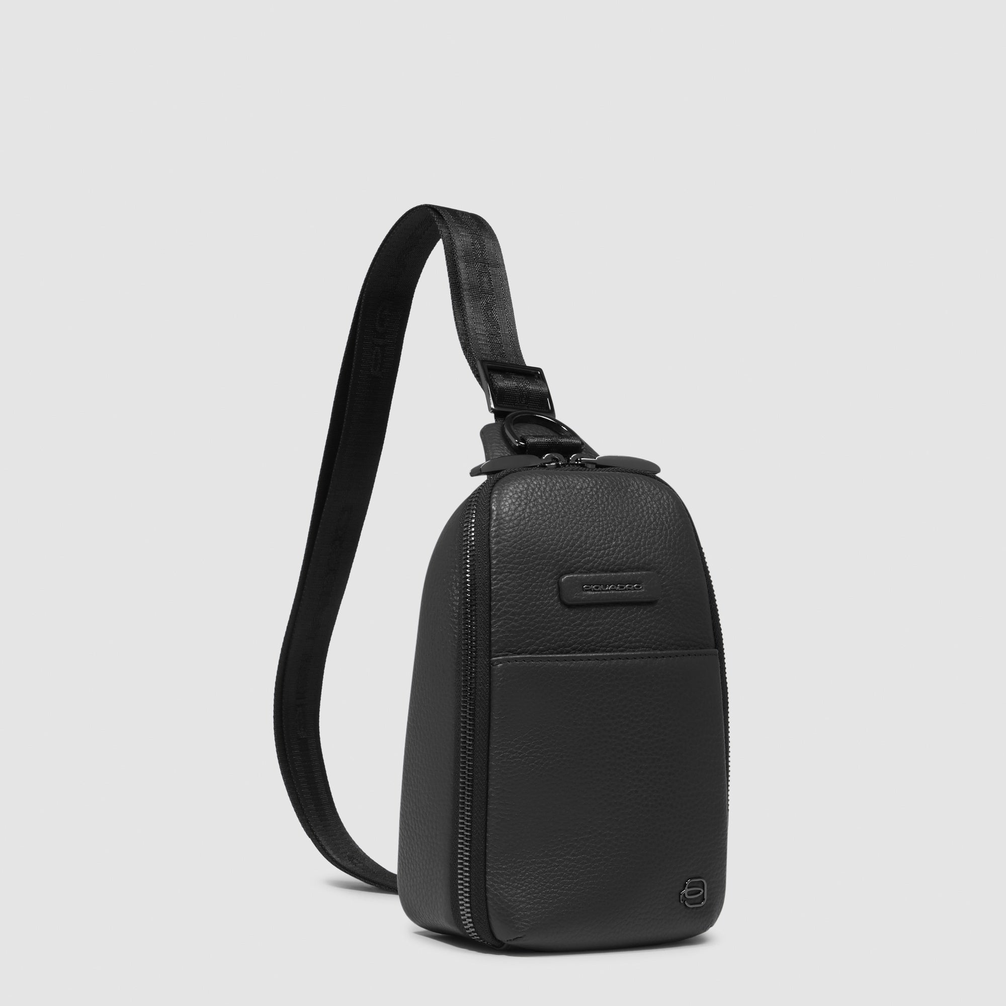 Piquadro Connequ Umhängetasche Schwarz Leder iPhone