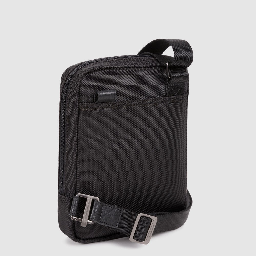 Piquadro Corner 2.0 Herrentasche iPad mini Recycling-Stoff