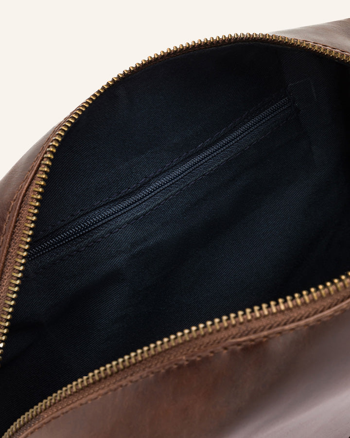 Buckle & Seam Everest Braun Leder Kulturtasche YKK