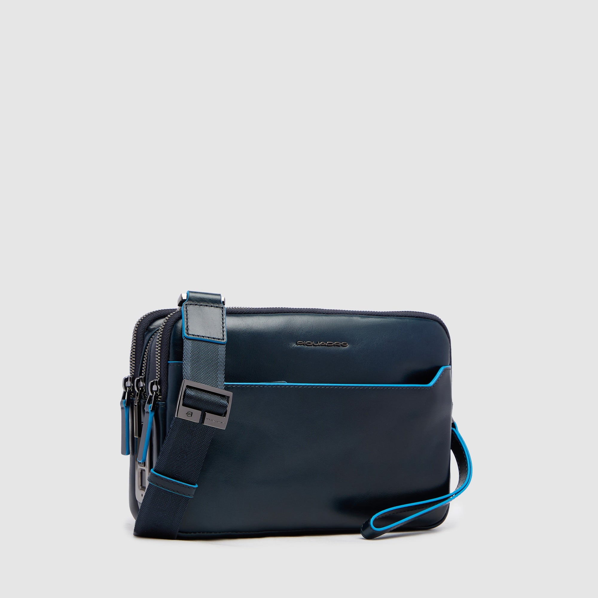Piquadro Modus Pochette Herren Clutch schwarz iPad mini Riemen
