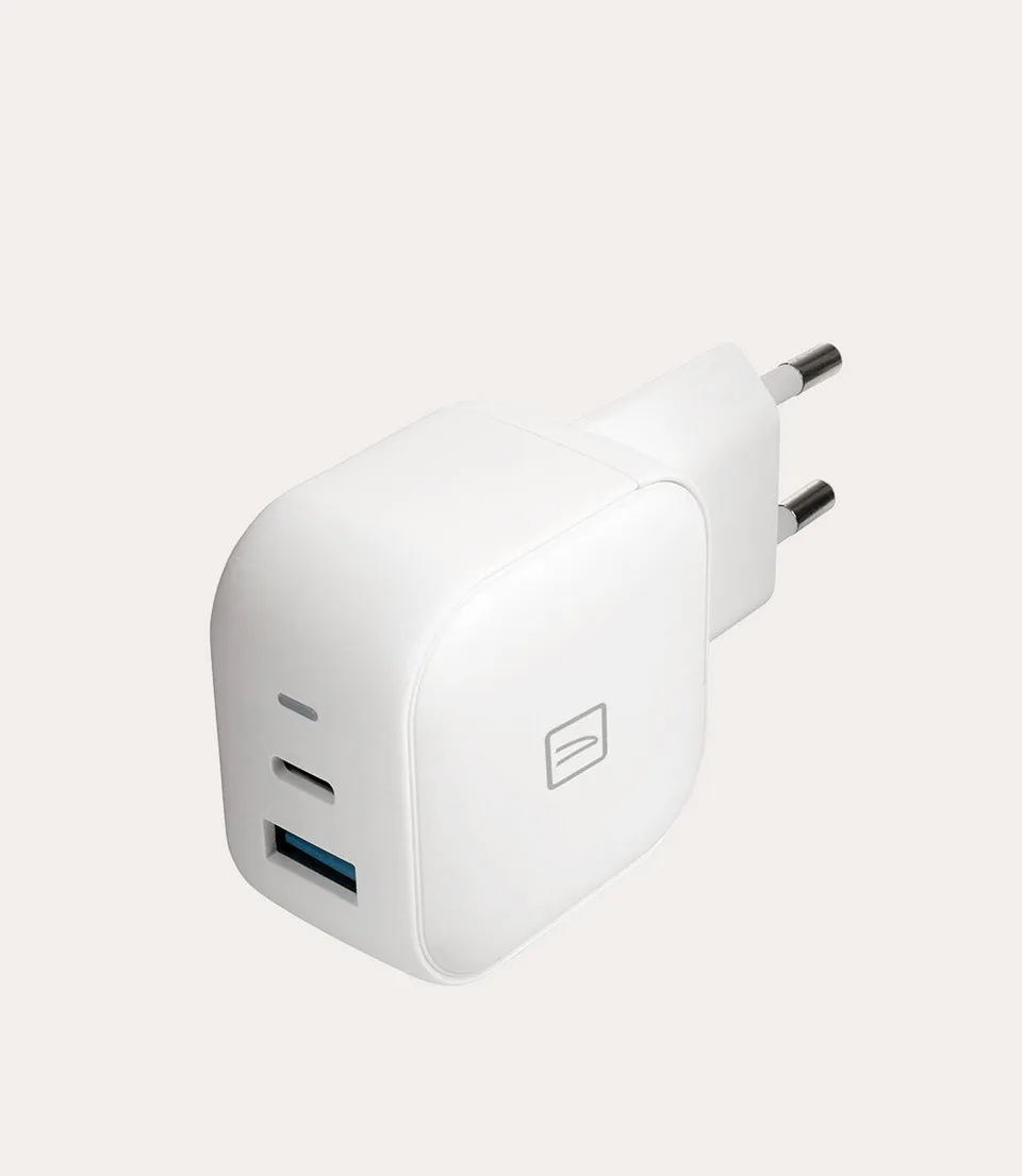 Tucano Chargers 38W USB GaN Wandladegerät Weiß USB-C PD