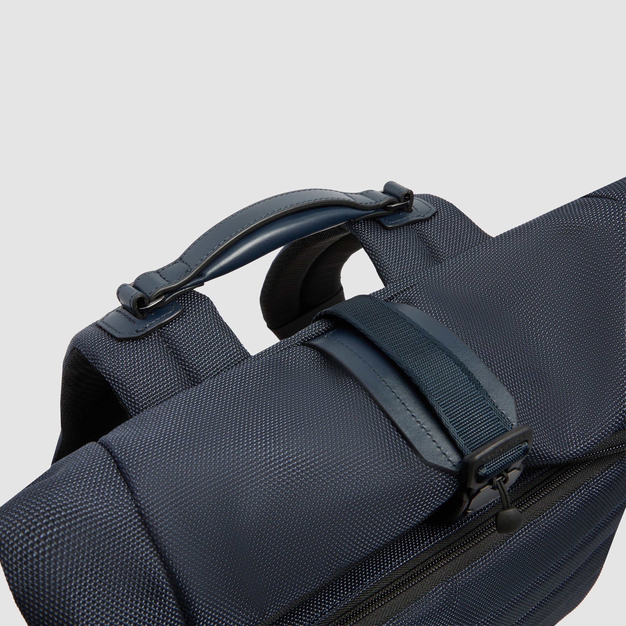 Piquadro Corner 2.0 Roll-Top Rucksack 15,6 Zoll Schwarz
