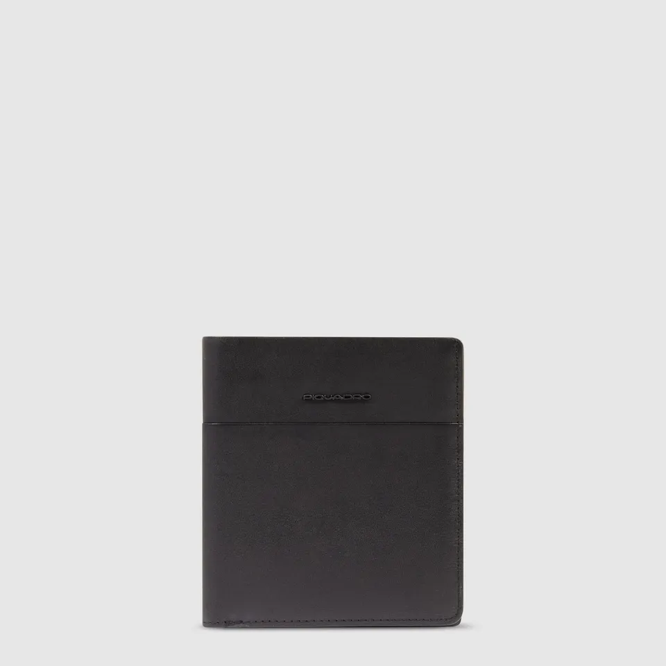 Piquadro Blue Square Reisepasshülle Leder Schwarz RFID