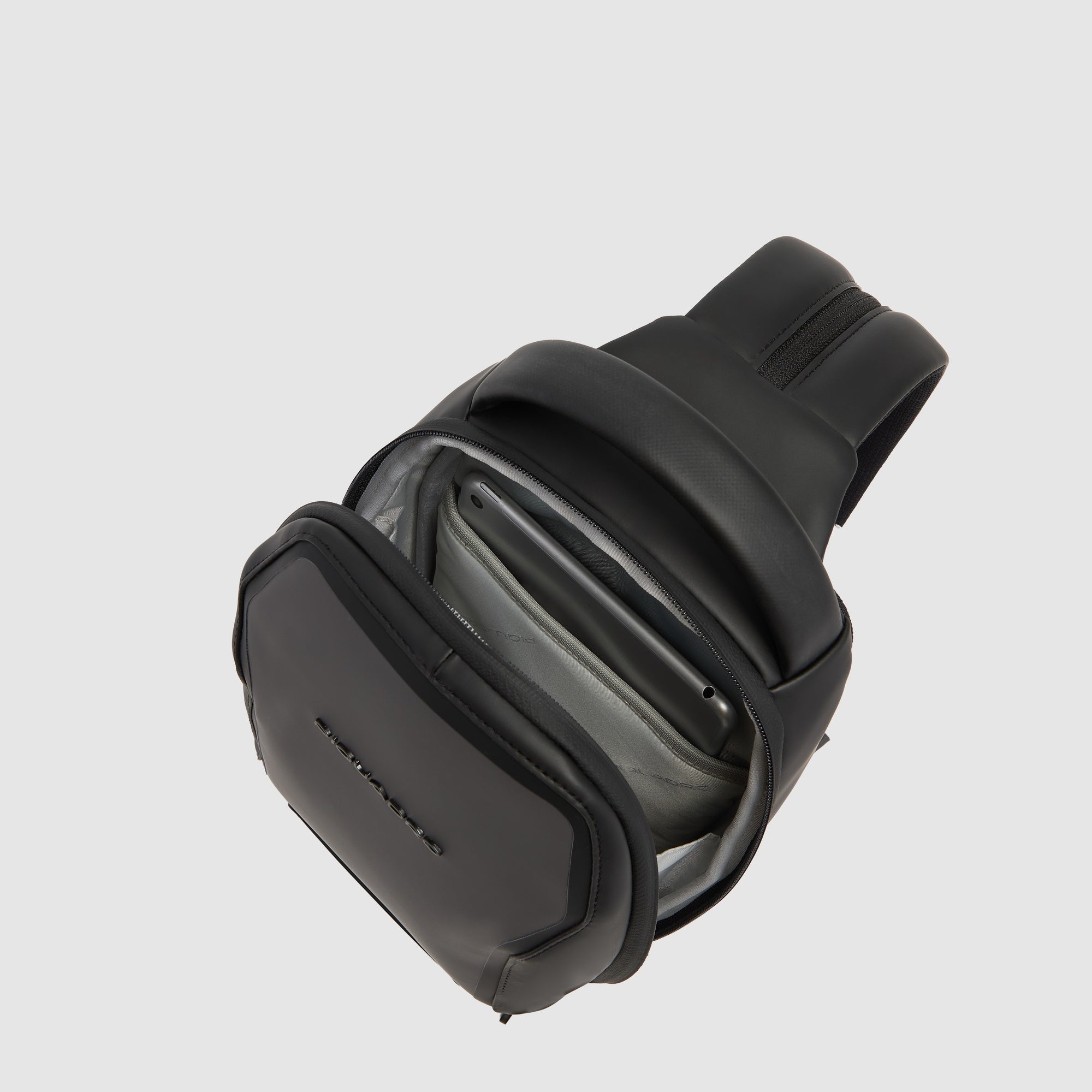 Piquadro x Ducati Slingbag Leder schwarz für iPad mini