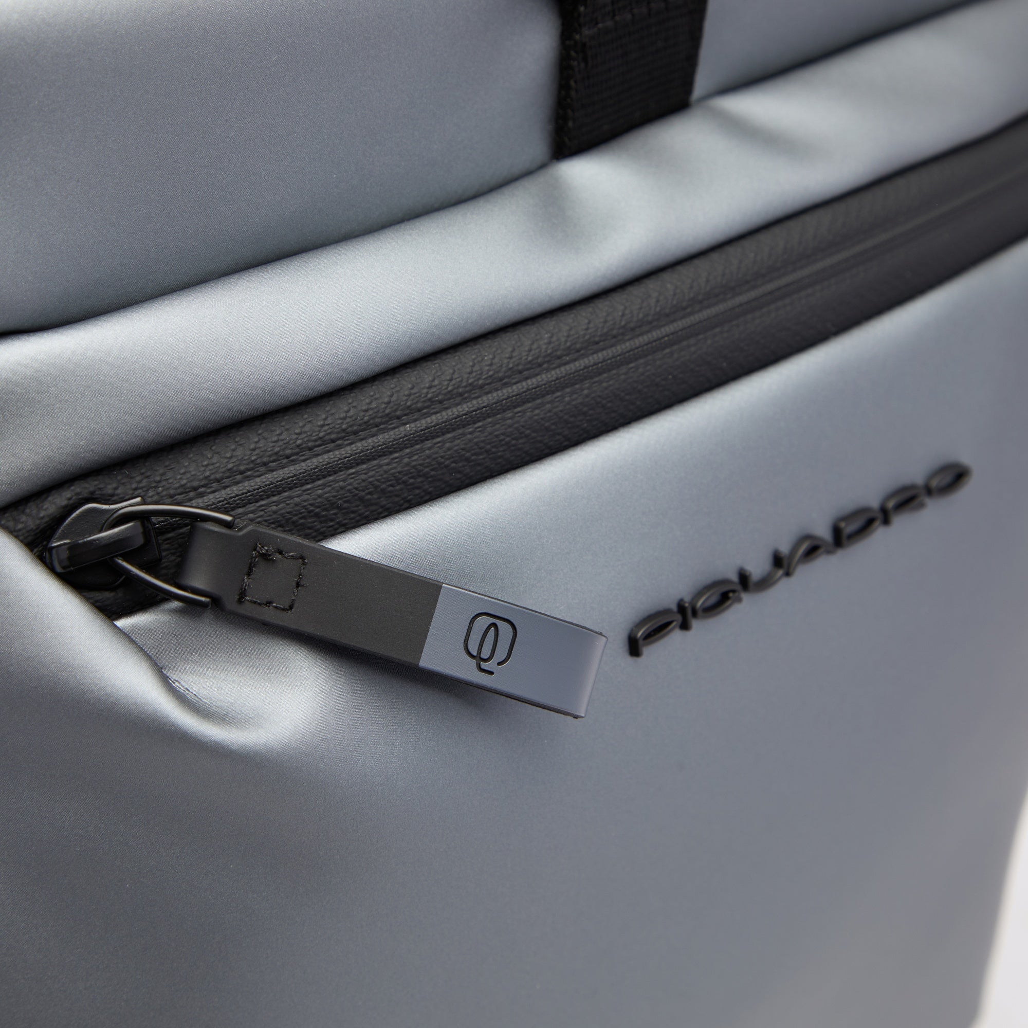 Piquadro Corner 2.0 Rucksack wasserdicht Grau
