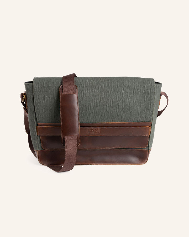 Buckle & Seam Times Messenger Bag Laptoptasche 15,6 Zoll Blau