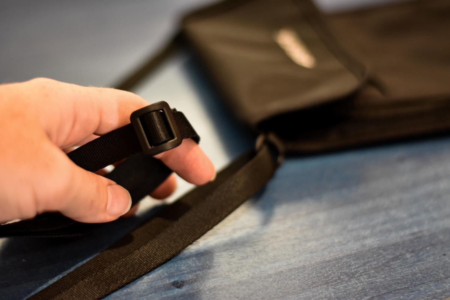 ARVOK Travel Accessories Brustbeutel RFID 10 Fächer schwarz