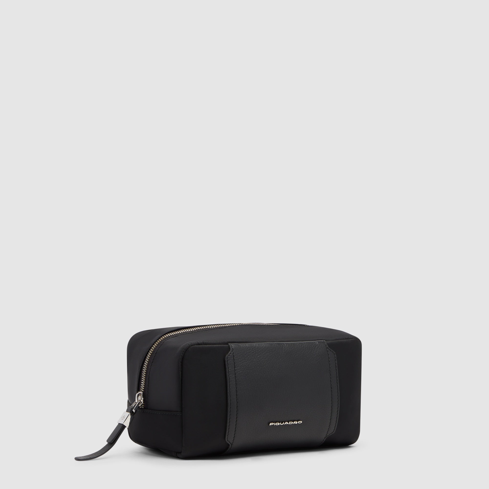 Piquadro PQ-Light Beauty Case Klein Recycling N