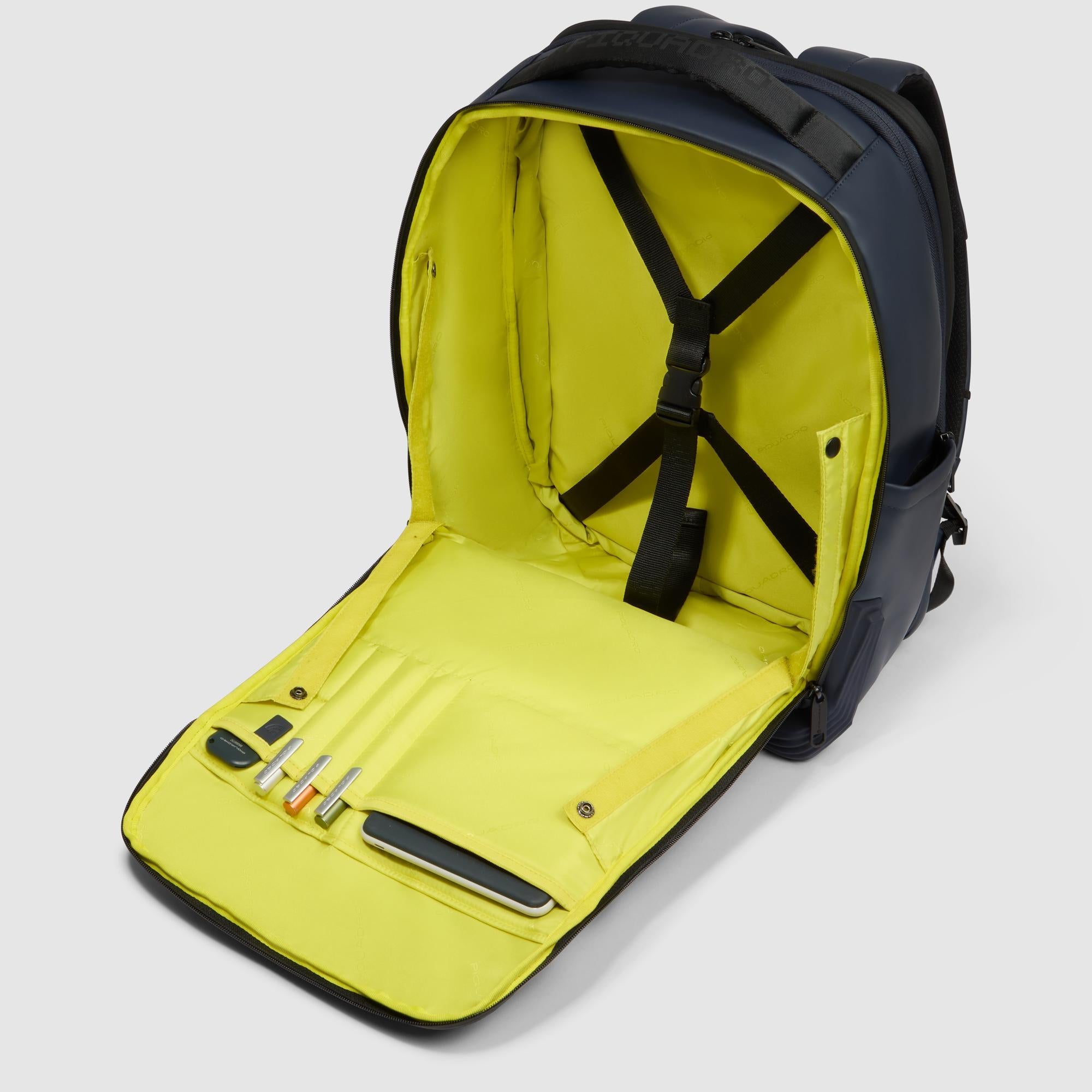 Piquadro Corner 2.0 Reiserucksack Laptop wasserfest Blau