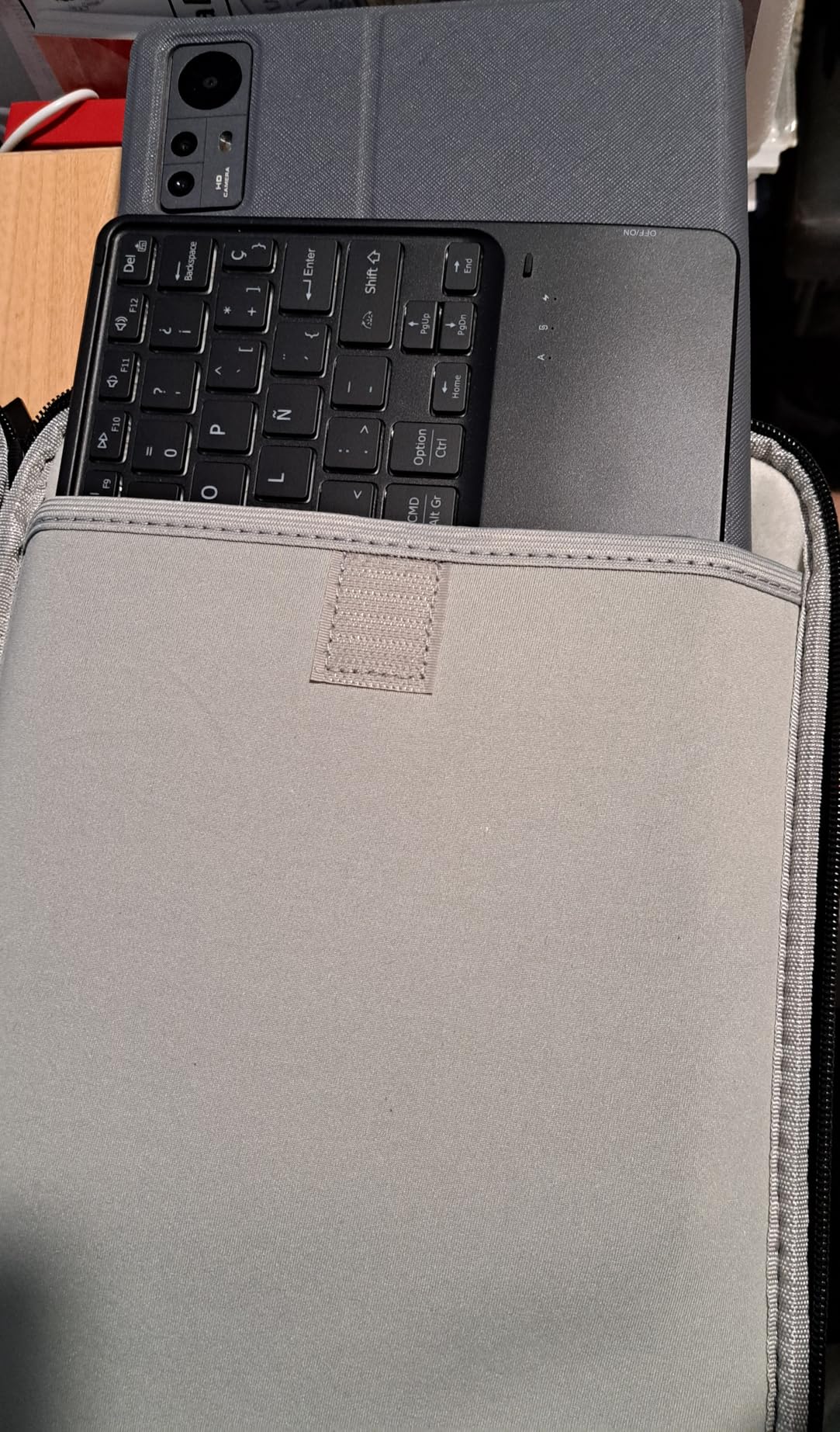 ARVOK Basic Tablet-Tasche 11 Zoll Sleeve mit Griff Schwarz