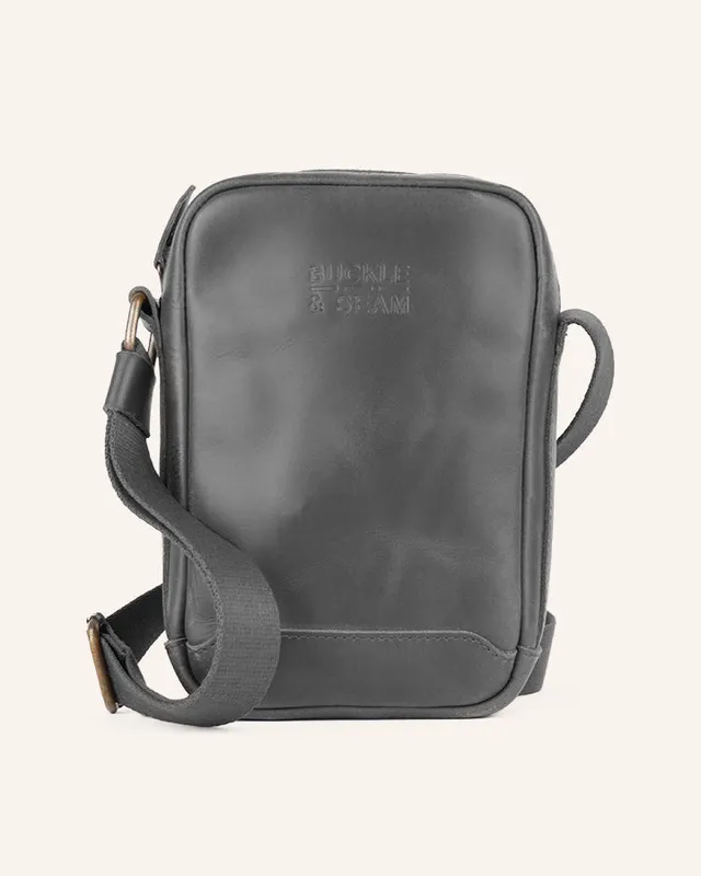 Buckle & Seam Runner Crossbody Bag Leder Umhängetasche schwarz