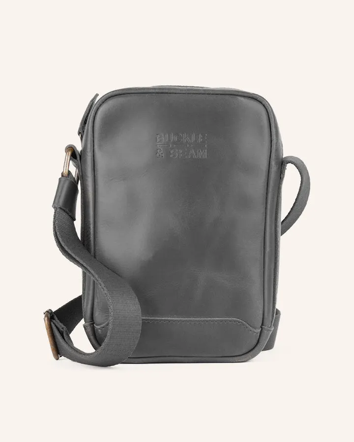 Buckle & Seam Runner Crossbody Bag Leder Umhängetasche schwarz