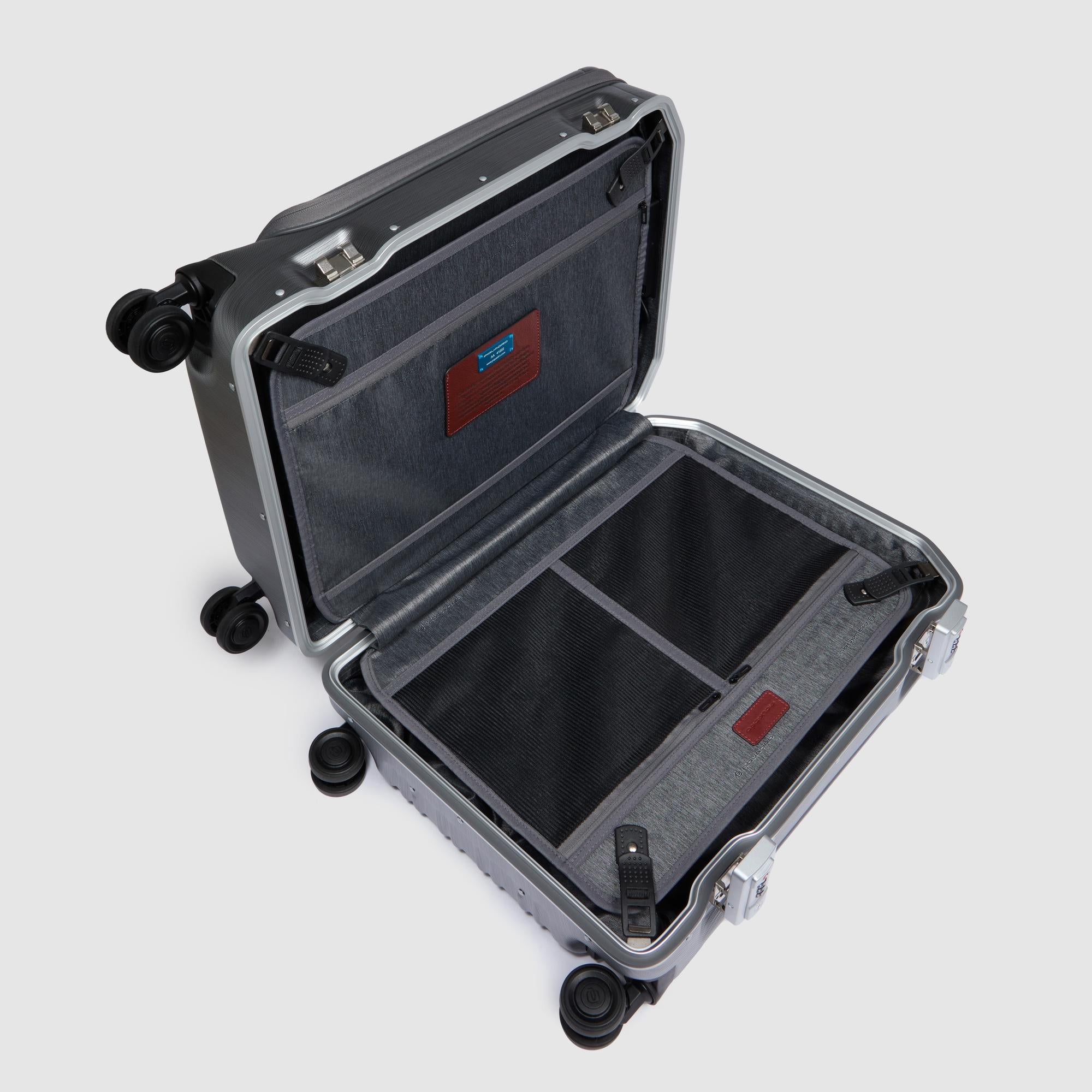 Piquadro PQ-Light Trolley Kabine 17,3 Zoll 4 Rollen