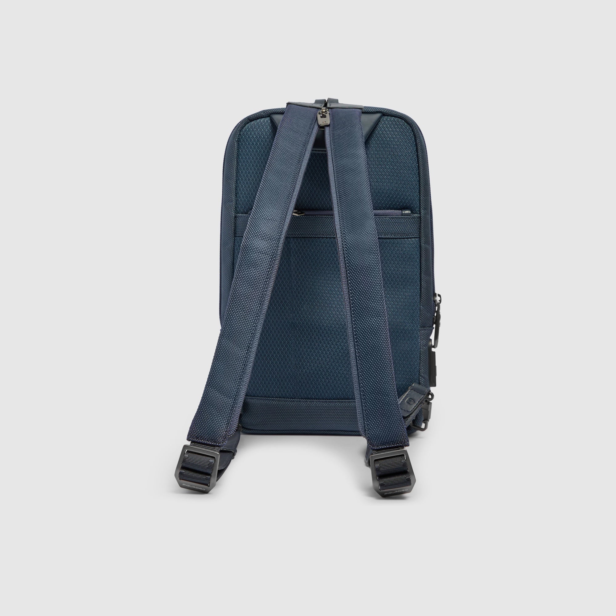 Piquadro Corner 2.0 Monospalla Sling-Rucksack Schwarz recycelt