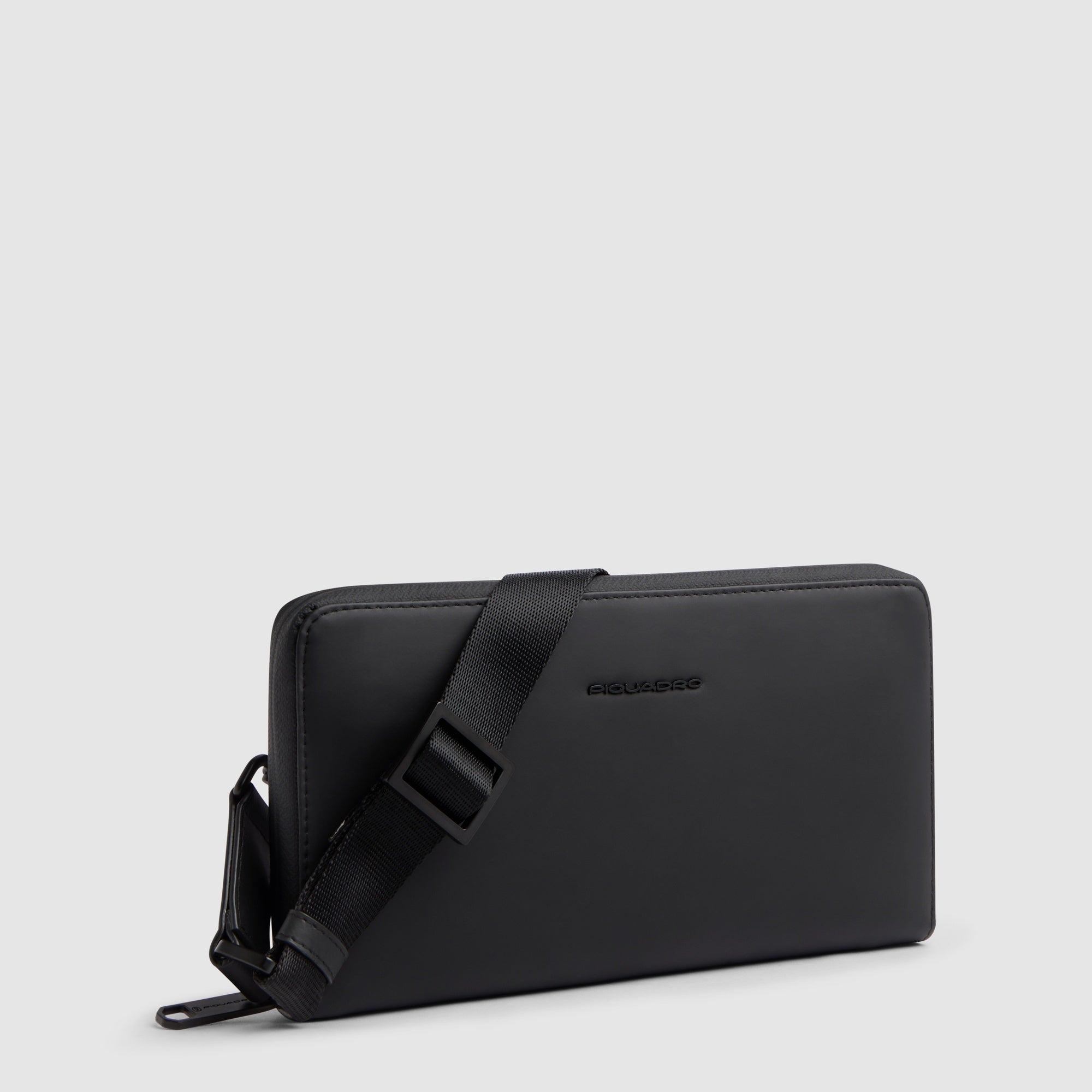 Piquadro Urban Pochette Clutch Schwarz wasserabweisend