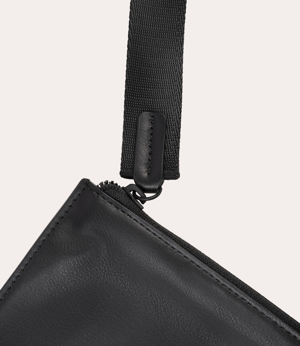 Tucano Palma Beauty Case Schwarz Kosmetiktasche recycelt