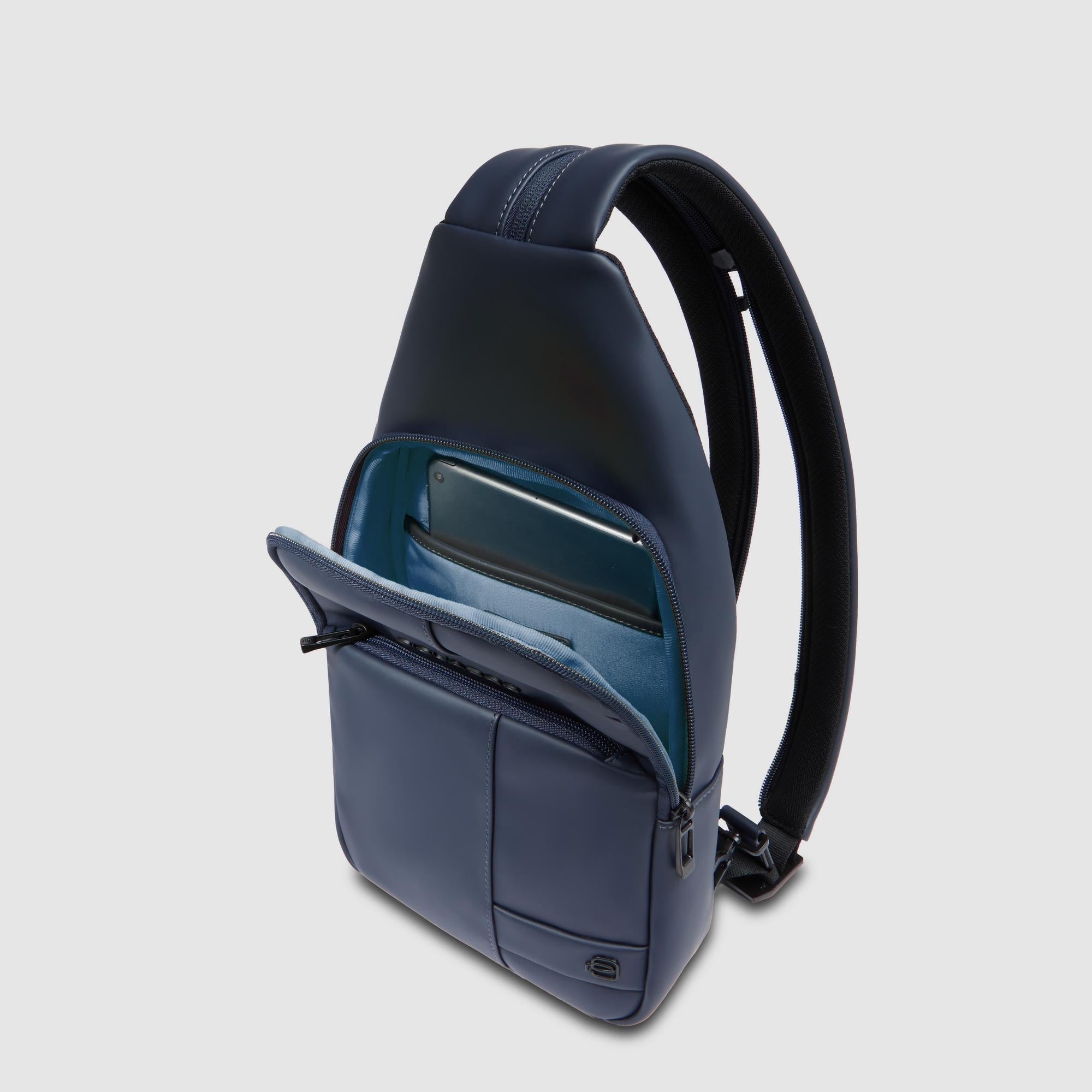 Piquadro Corner 2.0 Sling Bag Blau Wasserabweisend