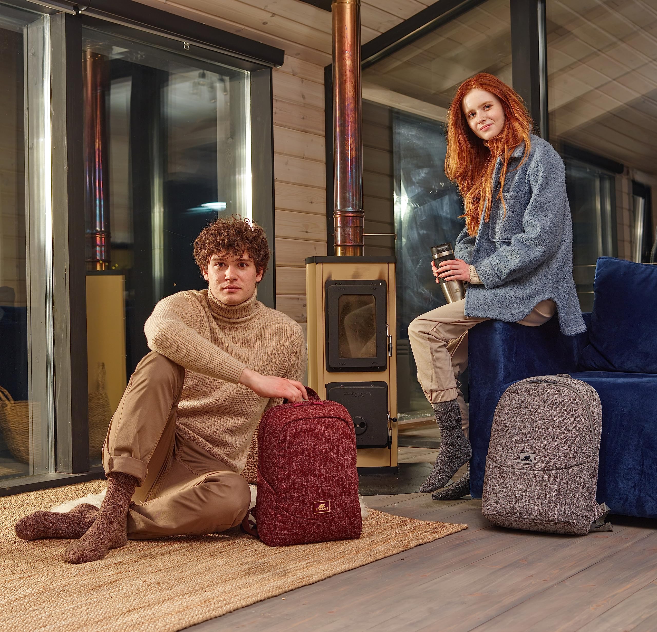 Rivacase Agora Laptoprucksack 13,3 Zoll Burgundy Rot
