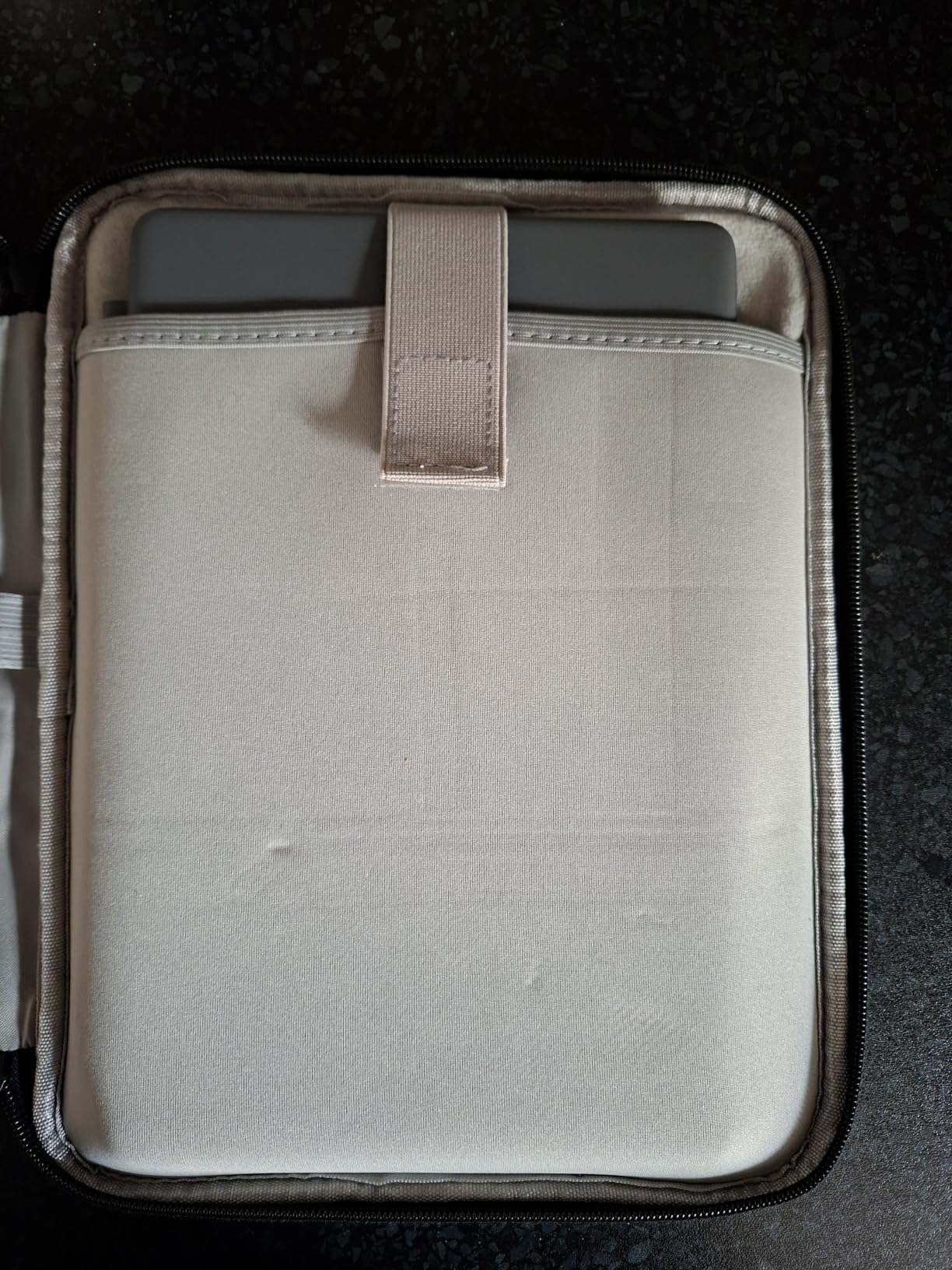 ARVOK Basic Tablet-Tasche 11 Zoll Sleeve mit Griff Schwarz