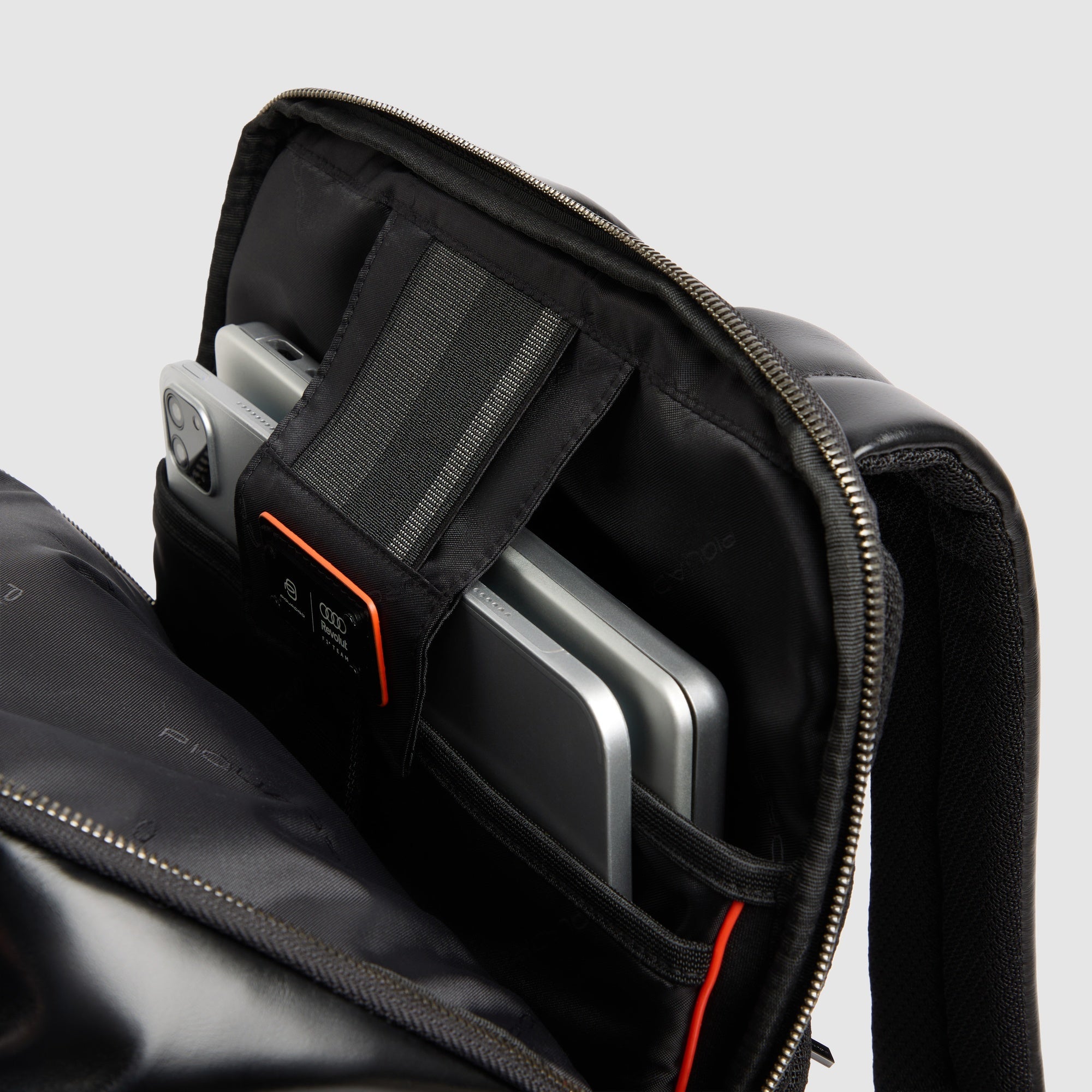 Piquadro Black Square Rucksack Audi F1 Laptop 15,6 Zoll