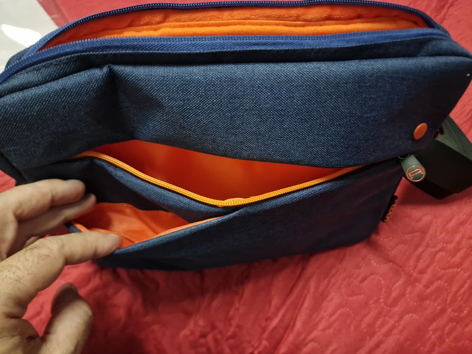 Pedea Tablet 9-11 Zoll Tasche Sleeve grau mit Zubehörfach