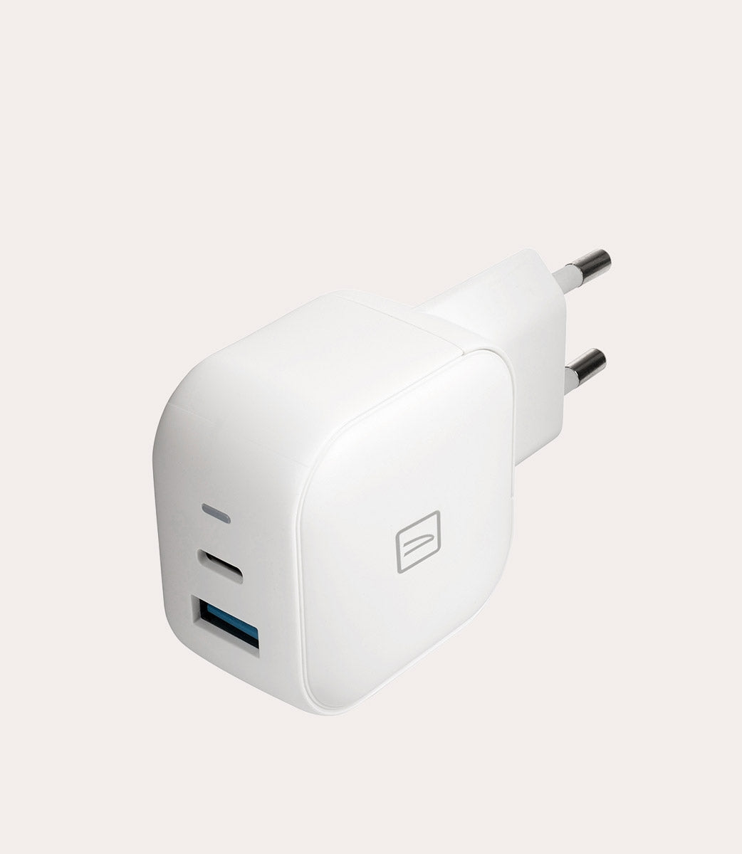 Tucano Chargers 38W USB GaN Wandladegerät Weiß USB-C PD