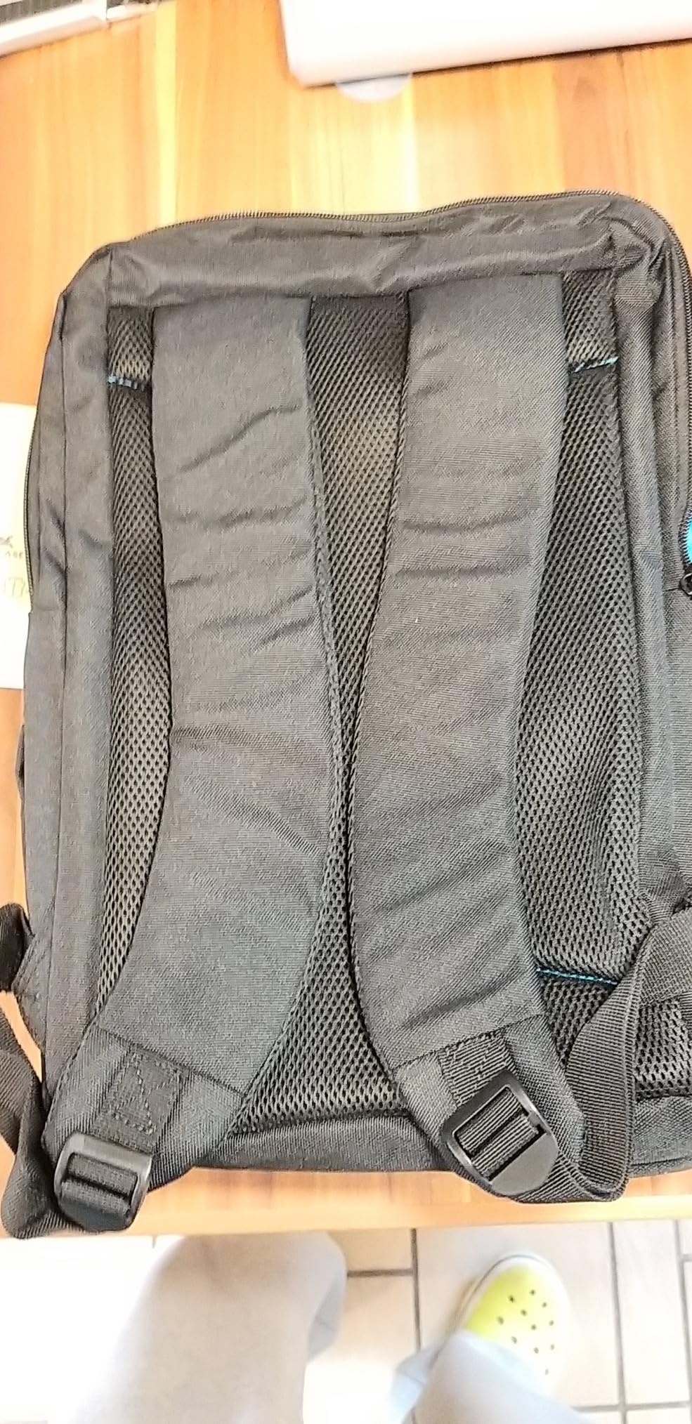 RIVACASE Cardiff Laptop Rucksack 15,6 Zoll 24L Schwarz