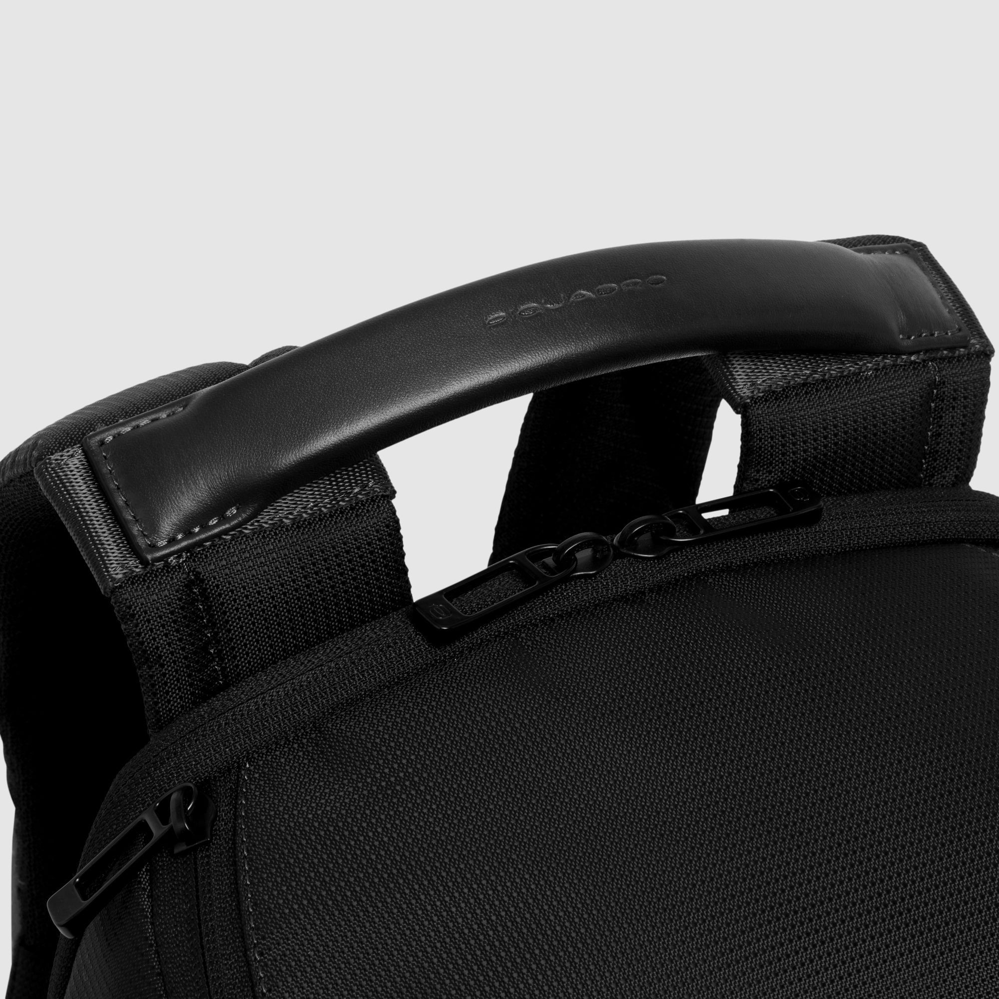 Piquadro Black Square Rucksack 13,3 Zoll Schwarz Leder