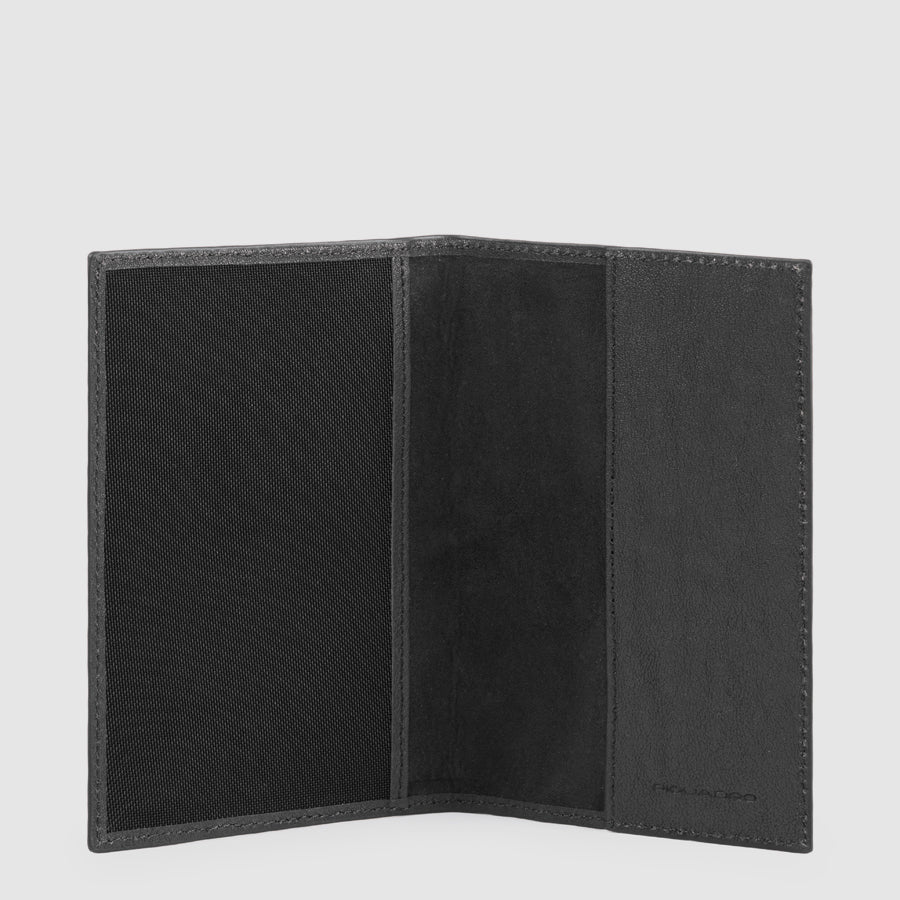 Piquadro Blue Square Reisepasshülle schwarz Leder Passetui
