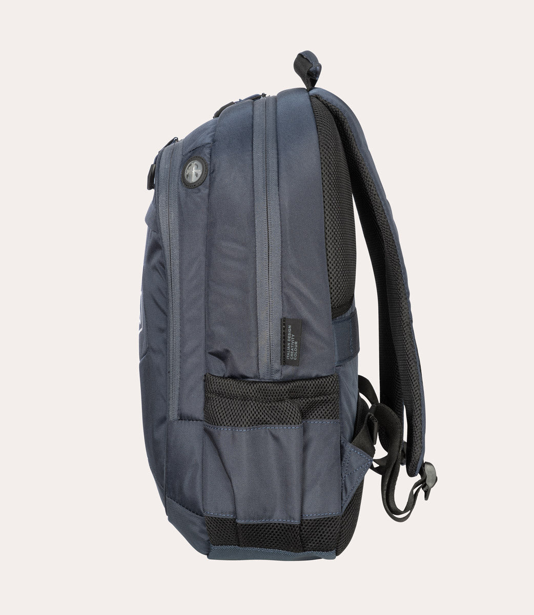 Tucano Lato Rucksack 17 Zoll Blau Laptopfach recycelt