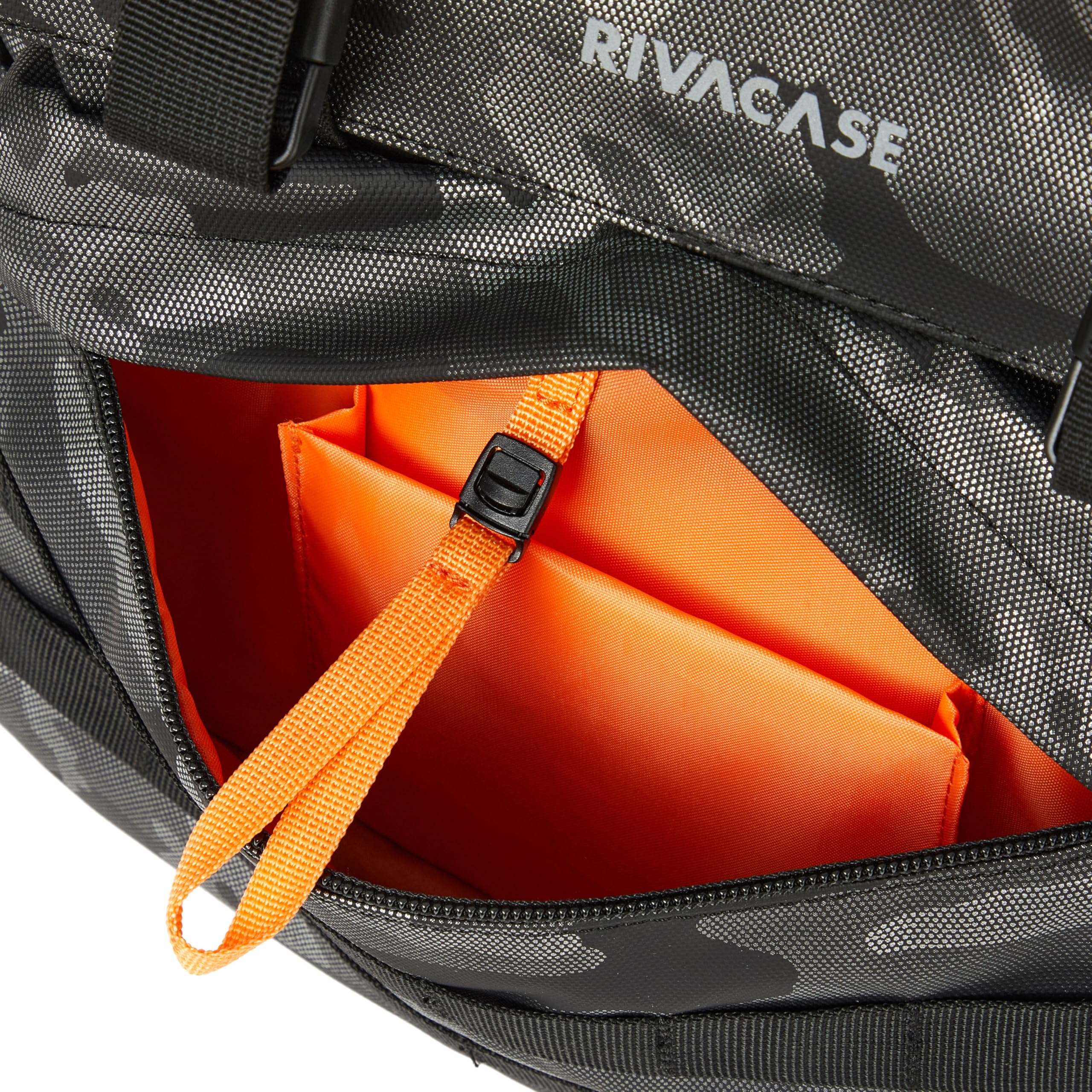 RIVACASE Torngat 7621 Rolltop Rucksack 15L camouflage