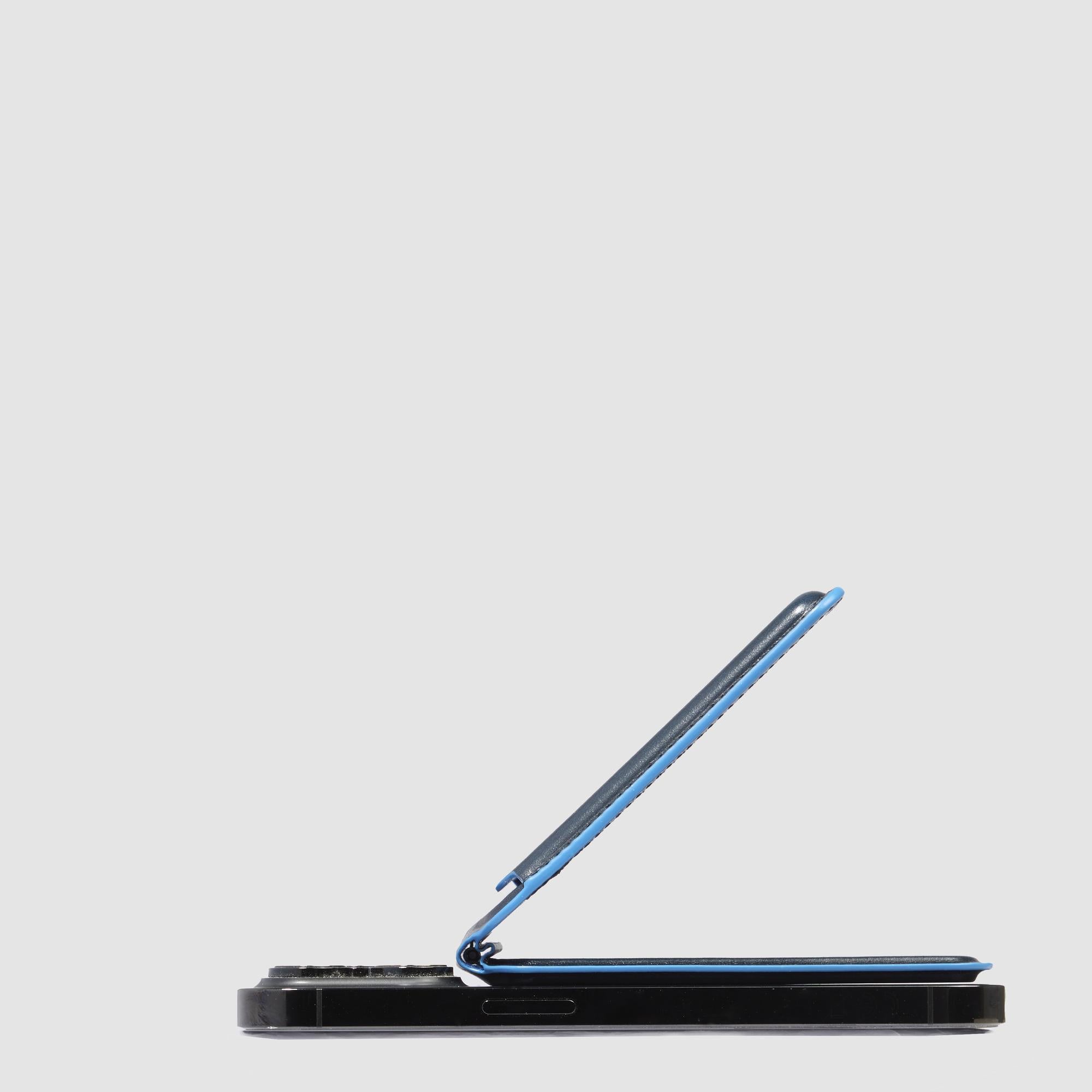 Piquadro Connequ Wallet MagSafe Tracker Schwarz